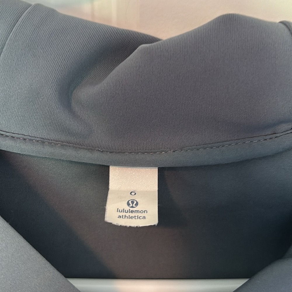 Lululemon Shaped Expression Jacket. Excellent Con… - image 4